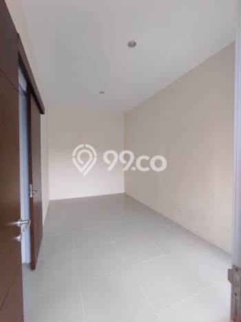 Rumah Luas Asri 3 KT Siap Huni di Sektor 9-Bintaro Tangerang Selatan Rumah Luas Asri 3 KT Siap Huni di Sektor 9-Bintaro Tangerang Selatan