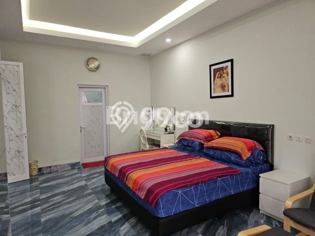 Hot Offer Hunian Mewah Ideal dan Luas di Gajah Mungkur, Semarang Hot Offer Hunian Mewah Ideal dan Luas di Gajah Mungkur, Semarang