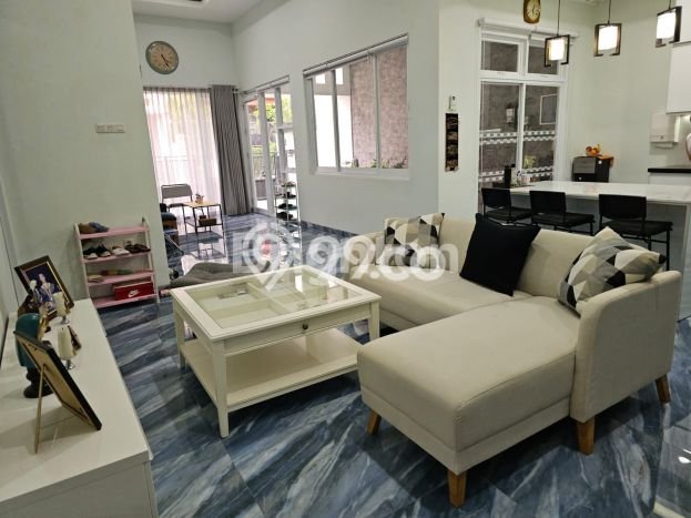 Hot Offer Hunian Mewah Ideal dan Luas di Gajah Mungkur, Semarang Hot Offer Hunian Mewah Ideal dan Luas di Gajah Mungkur, Semarang