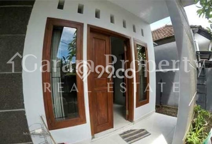 Rumah Disewakan Badung LT 100m2 LB 110m2 Area Kerobokan Rumah Disewakan Badung LT 100m2 LB 110m2 Area Kerobokan