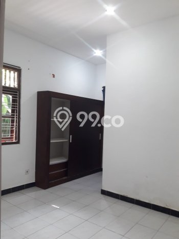 Lokasi strategis! Rumah siap huni disewakan di Denpasar Selatan LB 250m2 Lokasi strategis! Rumah siap huni disewakan di Denpasar Selatan LB 250m2