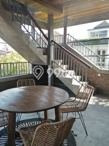 Rumah Disewakan Badung LT 200m2 LB 252m2 Area Kerobokan Rumah Disewakan Badung LT 200m2 LB 252m2 Area Kerobokan