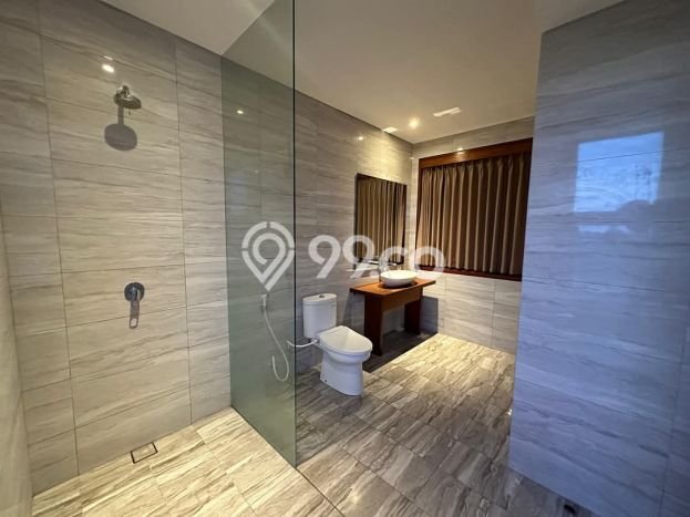 Disewakan Vila di , Luas 0m2m², Lokasi Strategis Disewakan Vila di , Luas 0m2m², Lokasi Strategis