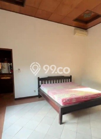 Available Vila untuk Rent Kawasan , Area 0m2m², Dekat Mudah Pusat Kota Available Vila untuk Rent Kawasan , Area 0m2m², Dekat Mudah Pusat Kota