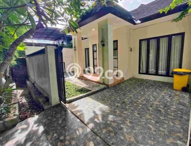 Disewakan! Rumah 4 Kamar Tidur &
2 Kamar Mandi di Jimbaran, Badung Disewakan! Rumah 4 Kamar Tidur &
2 Kamar Mandi di Jimbaran, Badung