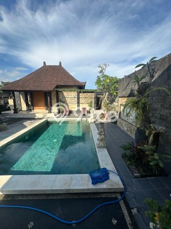 Dijual Vila Kawasan , Luas 500m2m², Lingkungan Nyaman Dijual Vila Kawasan , Luas 500m2m², Lingkungan Nyaman