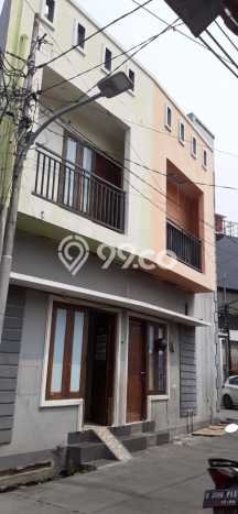 GOOD DEAL! Rumah Strategis di Kartini, LT 30m² Bangunan 75m² GOOD DEAL! Rumah Strategis di Kartini, LT 30m² Bangunan 75m²