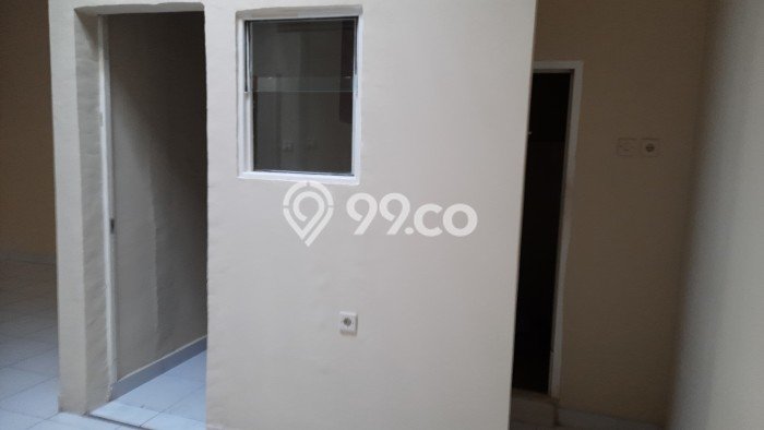 Dijual Rumah Eksklusif 2 KT di Taman Kota, Jakarta Barat Dijual Rumah Eksklusif 2 KT di Taman Kota, Jakarta Barat