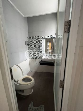 Rumah Elit Modern Tanpa Renovasi di Daan Mogot Jakarta Barat Rumah Elit Modern Tanpa Renovasi di Daan Mogot Jakarta Barat