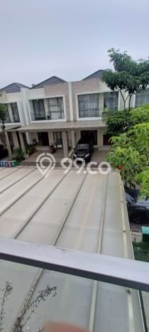 Disewakan! Rumah 3 Kamar Tidur &
2 Kamar Mandi di Pantai Indah Kapuk 2, Jakarta Utara Disewakan! Rumah 3 Kamar Tidur &
2 Kamar Mandi di Pantai Indah Kapuk 2, Jakarta Utara