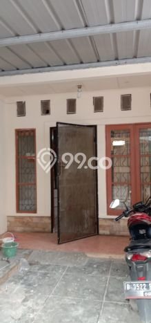 Disewakan Rumah Harga Terjangkau di Taman Palem Jakarta Barat dengan 2 Kamar Tidur Disewakan Rumah Harga Terjangkau di Taman Palem Jakarta Barat dengan 2 Kamar Tidur
