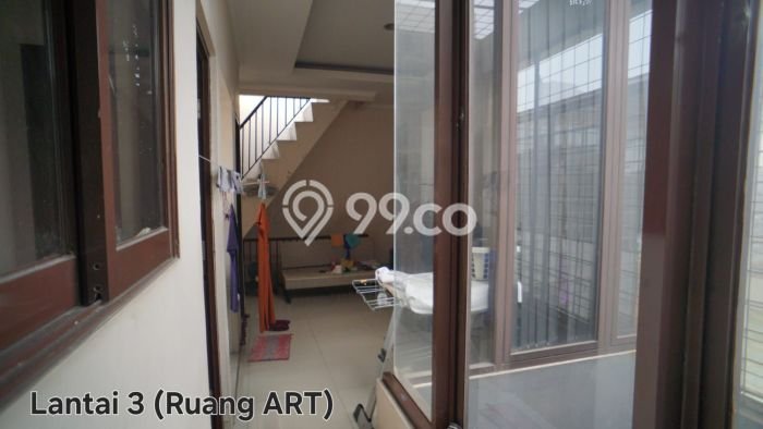 Rumah Mewah Siap Huni LT 160m2 di Cengkareng, Jakarta Barat Rumah Mewah Siap Huni LT 160m2 di Cengkareng, Jakarta Barat