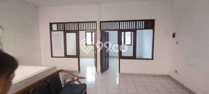 Disewakan! Rumah 4 Kamar Tidur &
2 Kamar Mandi di Citra Garden, Jakarta Barat Disewakan! Rumah 4 Kamar Tidur &
2 Kamar Mandi di Citra Garden, Jakarta Barat
