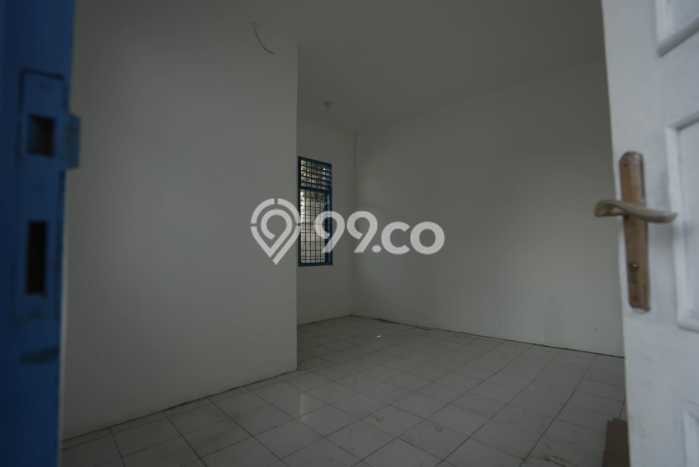 Gudang Disewa di Tangerang dengan LB 1000m2 Area Komersial Ramai Gudang Disewa di Tangerang dengan LB 1000m2 Area Komersial Ramai