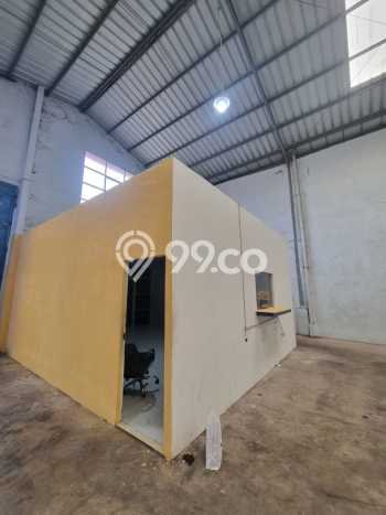 Unit Gudang Paling Strategis di Panongan Tangerang dengan LB 295m2 Unit Gudang Paling Strategis di Panongan Tangerang dengan LB 295m2