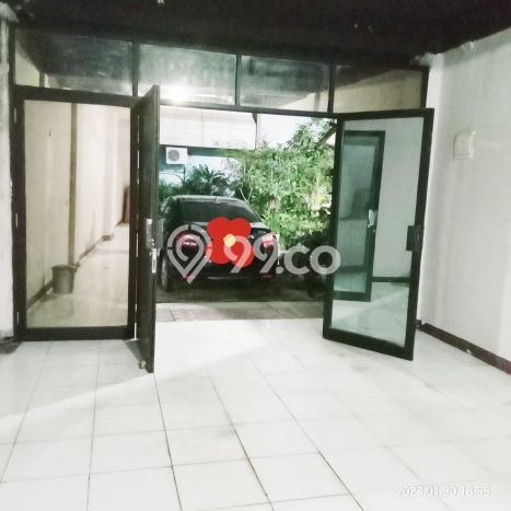 Ruko Dijual di Prime Area Jakarta Barat Luas 300m2 Ruko Dijual di Prime Area Jakarta Barat Luas 300m2