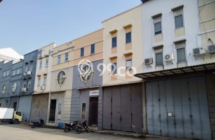 Gudang Bagus Dijual LB 240m2 Lokasi Strategis Jakarta Utara Area Cocok untuk Bisnis Gudang Bagus Dijual LB 240m2 Lokasi Strategis Jakarta Utara Area Cocok untuk Bisnis