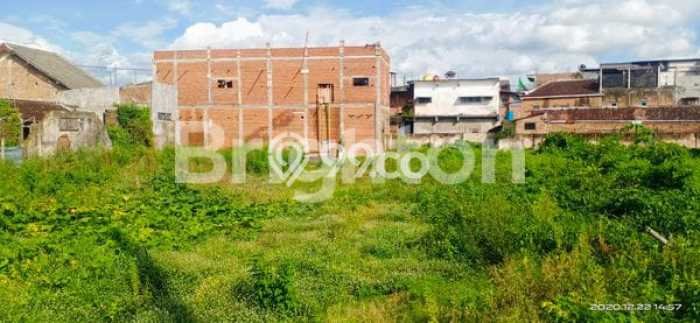 Untuk Dijual Tanah di Malang, Luas 2005m2 SHM Untuk Dijual Tanah di Malang, Luas 2005m2 SHM
