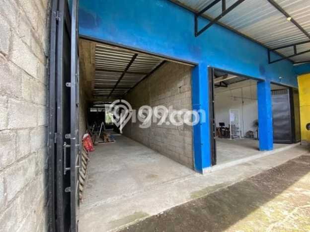 Gudang Dijual Lokasi Emas di Kepanjen Luas 300m2 Gudang Dijual Lokasi Emas di Kepanjen Luas 300m2