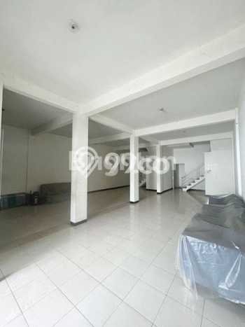 Ruko Komersial Disewakan di Wagir Malang Luas 224m2 Ruko Komersial Disewakan di Wagir Malang Luas 224m2