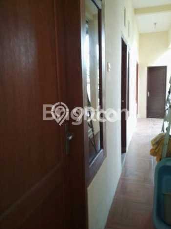 Kesempatan Emas Memiliki Rumah LT 241m² / LB 235m² di Pusat Kota Soekarno Hatta, Malang Kesempatan Emas Memiliki Rumah LT 241m² / LB 235m² di Pusat Kota Soekarno Hatta, Malang