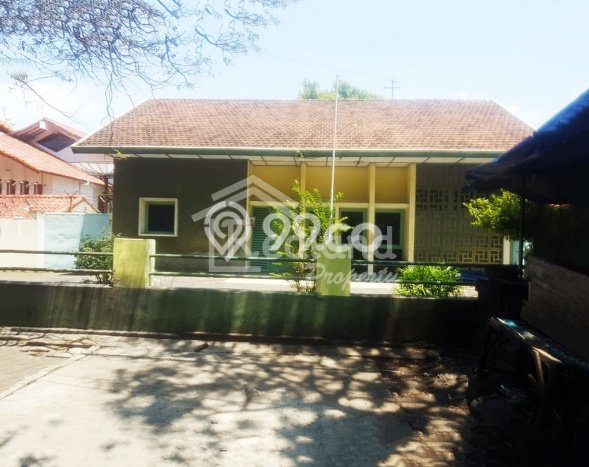 Lokasi terbaik! Rumah siap pakai dikontrakkan di Semarang Selatan LB 400m2 Lokasi terbaik! Rumah siap pakai dikontrakkan di Semarang Selatan LB 400m2