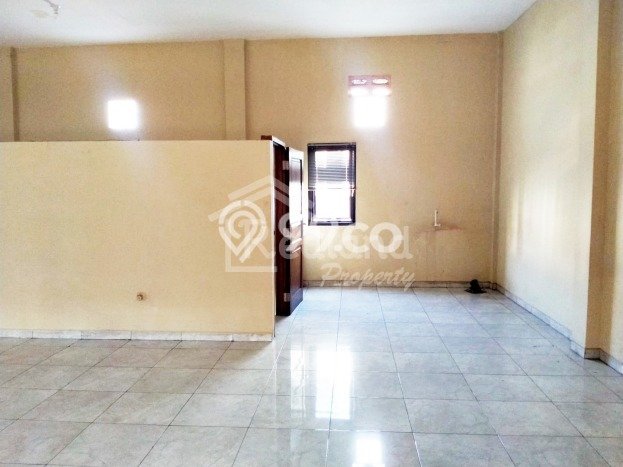 Ruko Dijual di Prime Area Semarang Luas 300m2 Ruko Dijual di Prime Area Semarang Luas 300m2