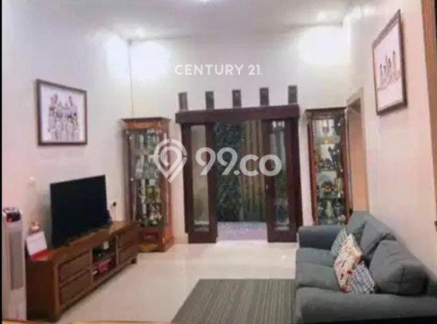 Jual Rumah Mewah Elegan Dengan View Eksklusif di Utan Kayu, Jakarta Timur Jual Rumah Mewah Elegan Dengan View Eksklusif di Utan Kayu, Jakarta Timur