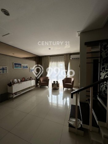 Ready to Use! Luxury House LT 150m2 Desain Elegan di Jati Padang Ready to Use! Luxury House LT 150m2 Desain Elegan di Jati Padang