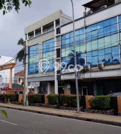 Ruko Bagus Dijual LB 900m2 Lokasi Strategis Jakarta Timur Area Cocok untuk Berbisnis Ruko Bagus Dijual LB 900m2 Lokasi Strategis Jakarta Timur Area Cocok untuk Berbisnis