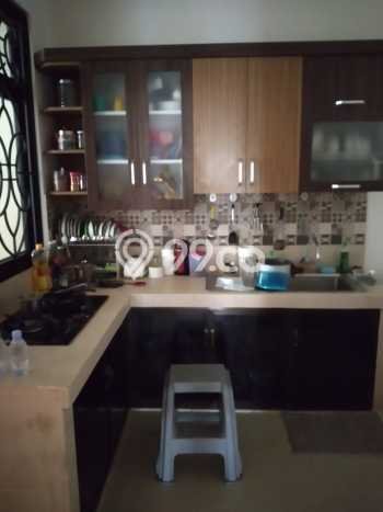 Rumah Luas Asri 2 KT Siap Pakai di Jatiwaringin Bekasi Rumah Luas Asri 2 KT Siap Pakai di Jatiwaringin Bekasi