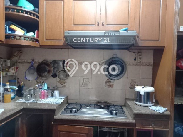 Rumah Elit Modern Siap Huni di Utan Kayu Jakarta Timur Rumah Elit Modern Siap Huni di Utan Kayu Jakarta Timur