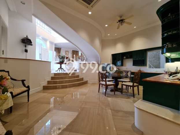 For Sale Hunian Elegan Cozy di Jakarta Utara For Sale Hunian Elegan Cozy di Jakarta Utara