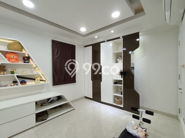 Dijual Rumah Mewah Exclusive di Cengkareng, Jakarta Barat Dijual Rumah Mewah Exclusive di Cengkareng, Jakarta Barat