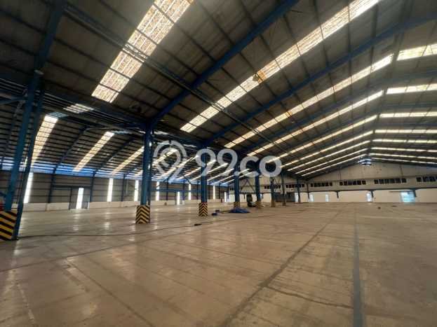 FOR SALE! Gudang di Lippo Cikarang Cikarang, LT 9720m2, LB 5952m2 FOR SALE! Gudang di Lippo Cikarang Cikarang, LT 9720m2, LB 5952m2