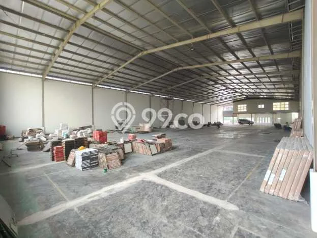 Gudang Disewakan Lokasi Lippo Cikarang Cikarang Harga Spesial! Gudang Disewakan Lokasi Lippo Cikarang Cikarang Harga Spesial!