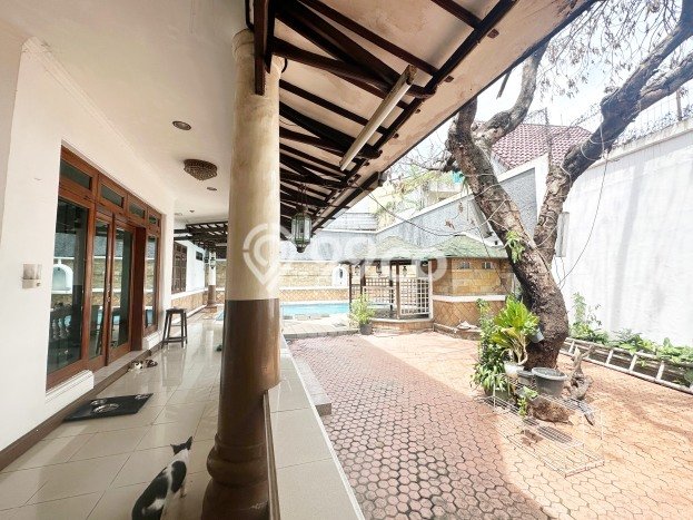 Rumah Mewah Siap Huni LT 760m2 di Tebet, Jakarta Selatan Rumah Mewah Siap Huni LT 760m2 di Tebet, Jakarta Selatan