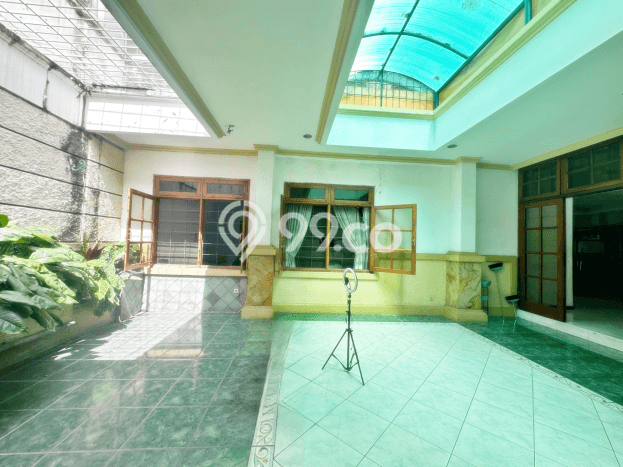 Ready to Use! Luxury House LT 760m2 Desain Modern di Antasari Ready to Use! Luxury House LT 760m2 Desain Modern di Antasari