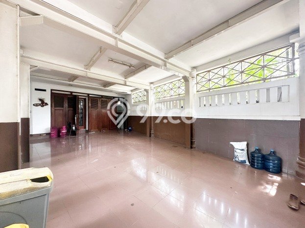Rumah Mewah Siap Huni LT 760m2 di Tebet, Jakarta Selatan Rumah Mewah Siap Huni LT 760m2 di Tebet, Jakarta Selatan