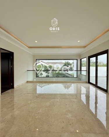 Ready to Use! Premium House LT 400m2 Desain Elegan di Pondok Indah Ready to Use! Premium House LT 400m2 Desain Elegan di Pondok Indah