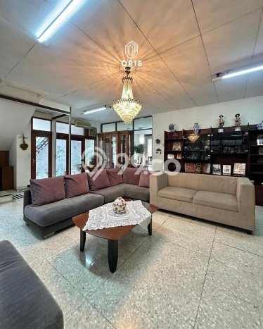 Ready to Use! Luxury House LT 433m2 Desain Modern di Pondok Indah Ready to Use! Luxury House LT 433m2 Desain Modern di Pondok Indah