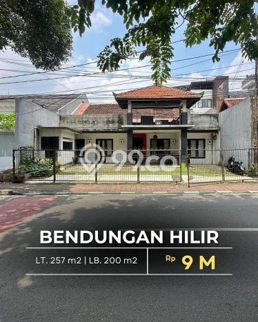 Rumah Mewah LB 200m2 Siap Huni Desain Elegan di Bendungan Hilir, Jakarta Pusat Rumah Mewah LB 200m2 Siap Huni Desain Elegan di Bendungan Hilir, Jakarta Pusat