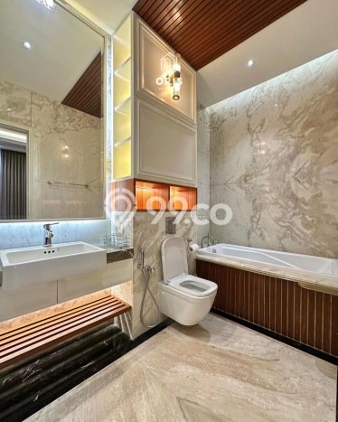 Hunian Mewah Dijual LT 318m2 di Menteng, Jakarta Pusat Hunian Mewah Dijual LT 318m2 di Menteng, Jakarta Pusat