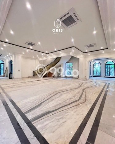 Jual Rumah Mewah Megah Dengan View Eksklusif di Pondok Indah, Jakarta Selatan Jual Rumah Mewah Megah Dengan View Eksklusif di Pondok Indah, Jakarta Selatan