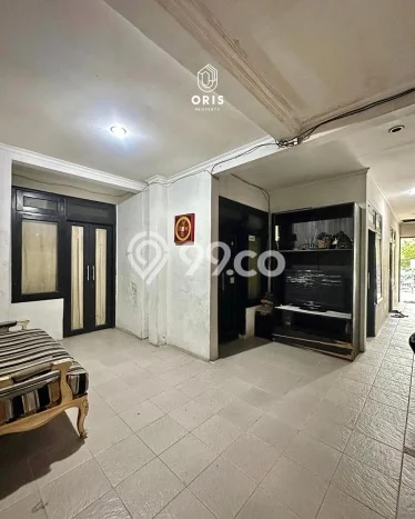 Rumah Mewah LB 200m2 Siap Huni Desain Elegan di Bendungan Hilir, Jakarta Pusat Rumah Mewah LB 200m2 Siap Huni Desain Elegan di Bendungan Hilir, Jakarta Pusat