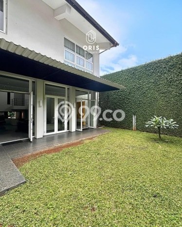 Jual Rumah Luas Elegan Dengan View Eksklusif di Pondok Indah, Jakarta Selatan Jual Rumah Luas Elegan Dengan View Eksklusif di Pondok Indah, Jakarta Selatan