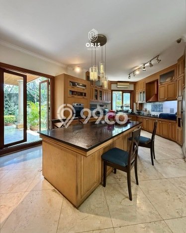 Ready to Use! Luxury House LT 948m2 Desain Modern di Cipete Ready to Use! Luxury House LT 948m2 Desain Modern di Cipete