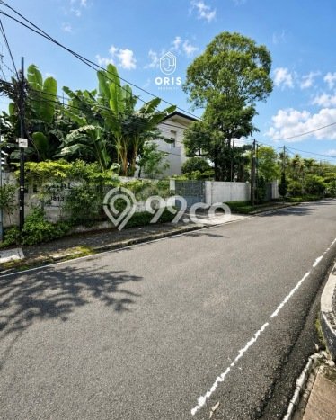 Tanah di Menteng, Jakarta Pusat Luas 649m2 Dijual Segera Tanah di Menteng, Jakarta Pusat Luas 649m2 Dijual Segera