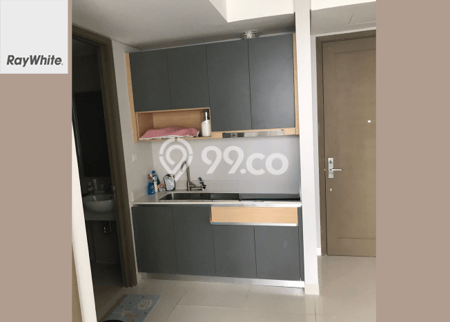 Dijual Rumah Eksklusif 1 KT di Taman Anggrek, Jakarta Barat Dijual Rumah Eksklusif 1 KT di Taman Anggrek, Jakarta Barat