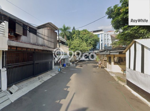 Rumah Lingkungan Asri di Pasar Baru, Jakarta Pusat, LT 112m² LB 153m² Rumah Lingkungan Asri di Pasar Baru, Jakarta Pusat, LT 112m² LB 153m²